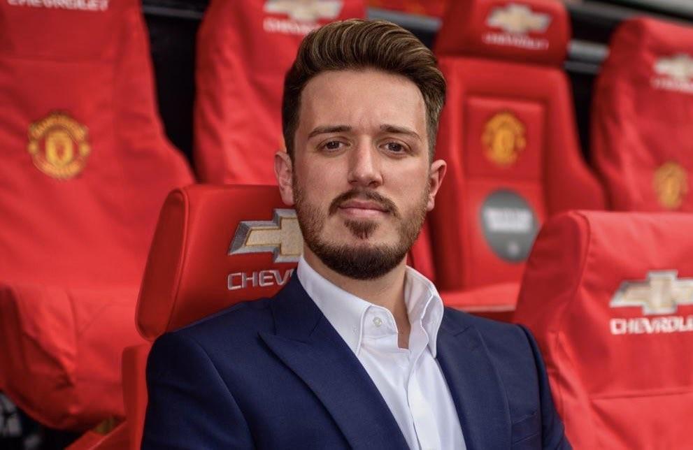 太阳报：曼联在寻找新的社媒主管，是需要安抚数亿粉丝的职位